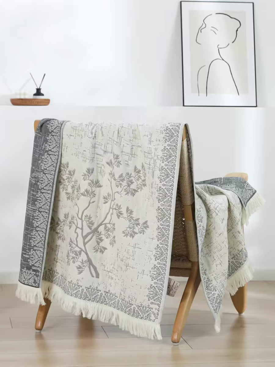 Jade Forest Jacquard Tassel Hemp Bath Towel