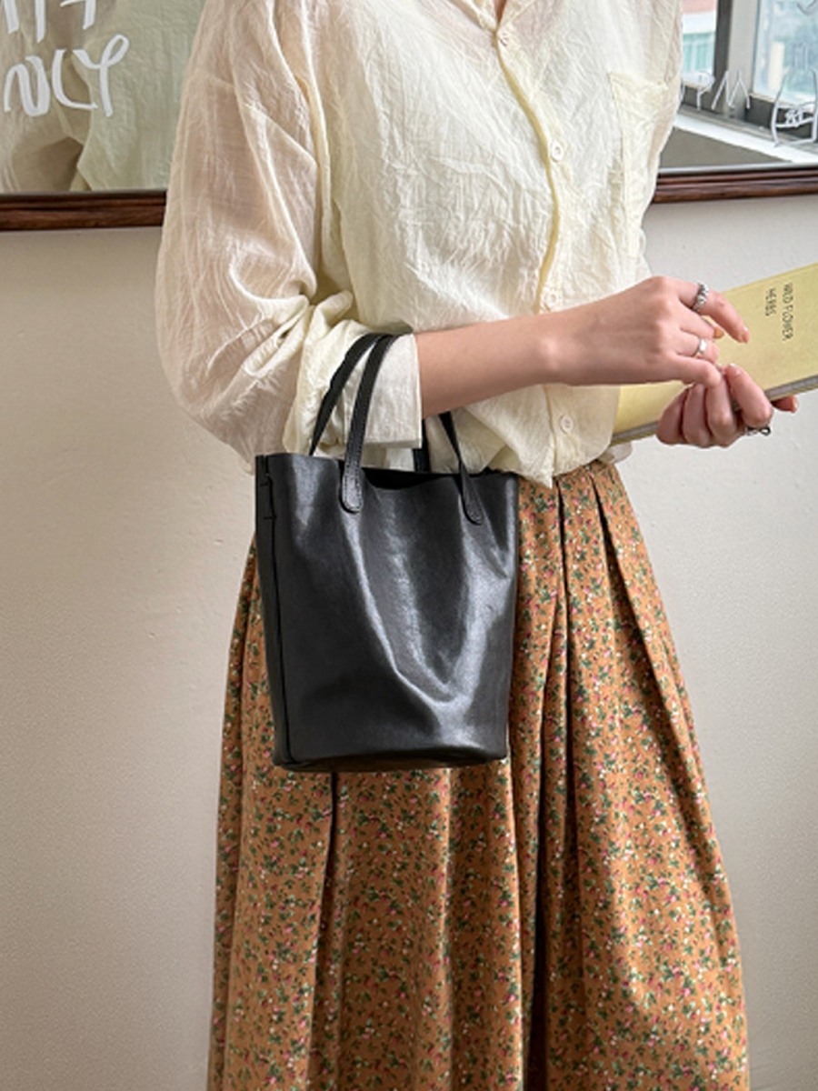 Vintage Top-Grain Leather Bucket Crossbody Bag