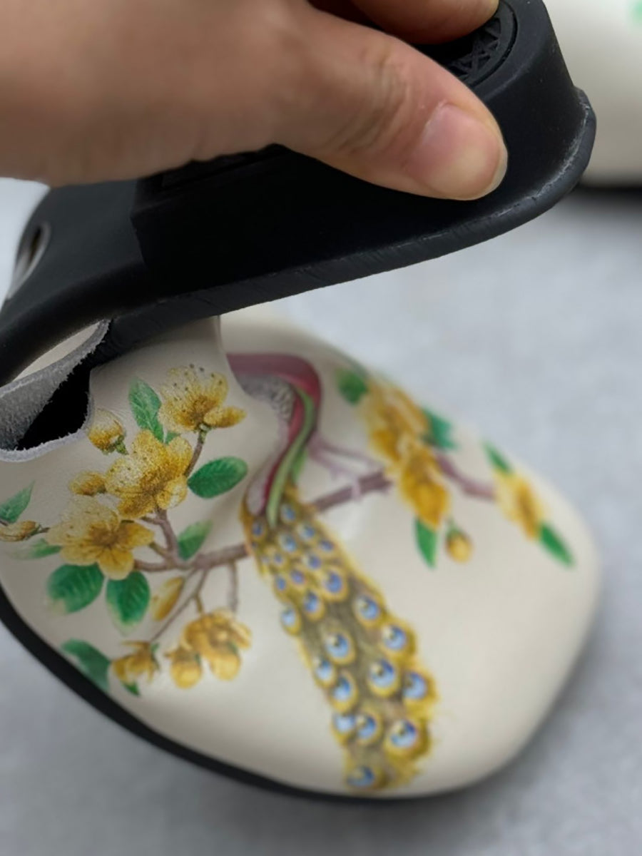 Women Vintage Flower Print Soft Leather Slippers