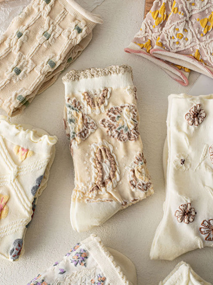7 Pairs Women Artsy Flower Jacquard Socks