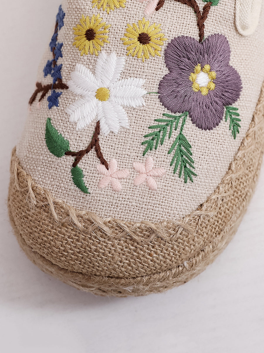 Women Summer Artsy Embroidery Flat Cotton Shoes