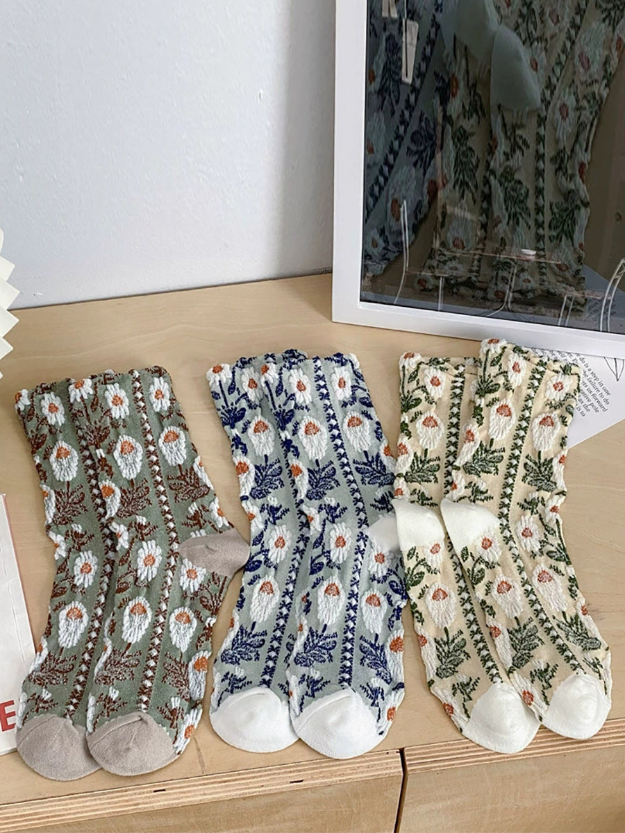 5 Pairs Women Autumn Flower Embossment Cotton Socks