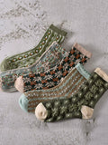 Women Winter Retro Flower Jacquard Socks