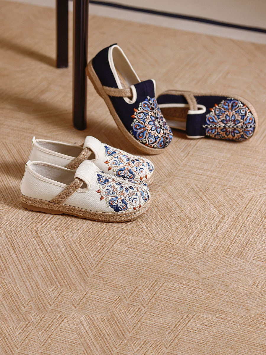 Women Summer Ethnic Embroidery Cnavas Shoes