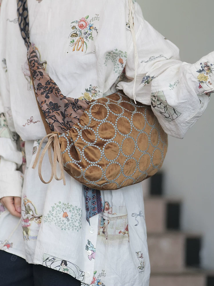 Vintage Embroidered Crescent Shoulder Bag