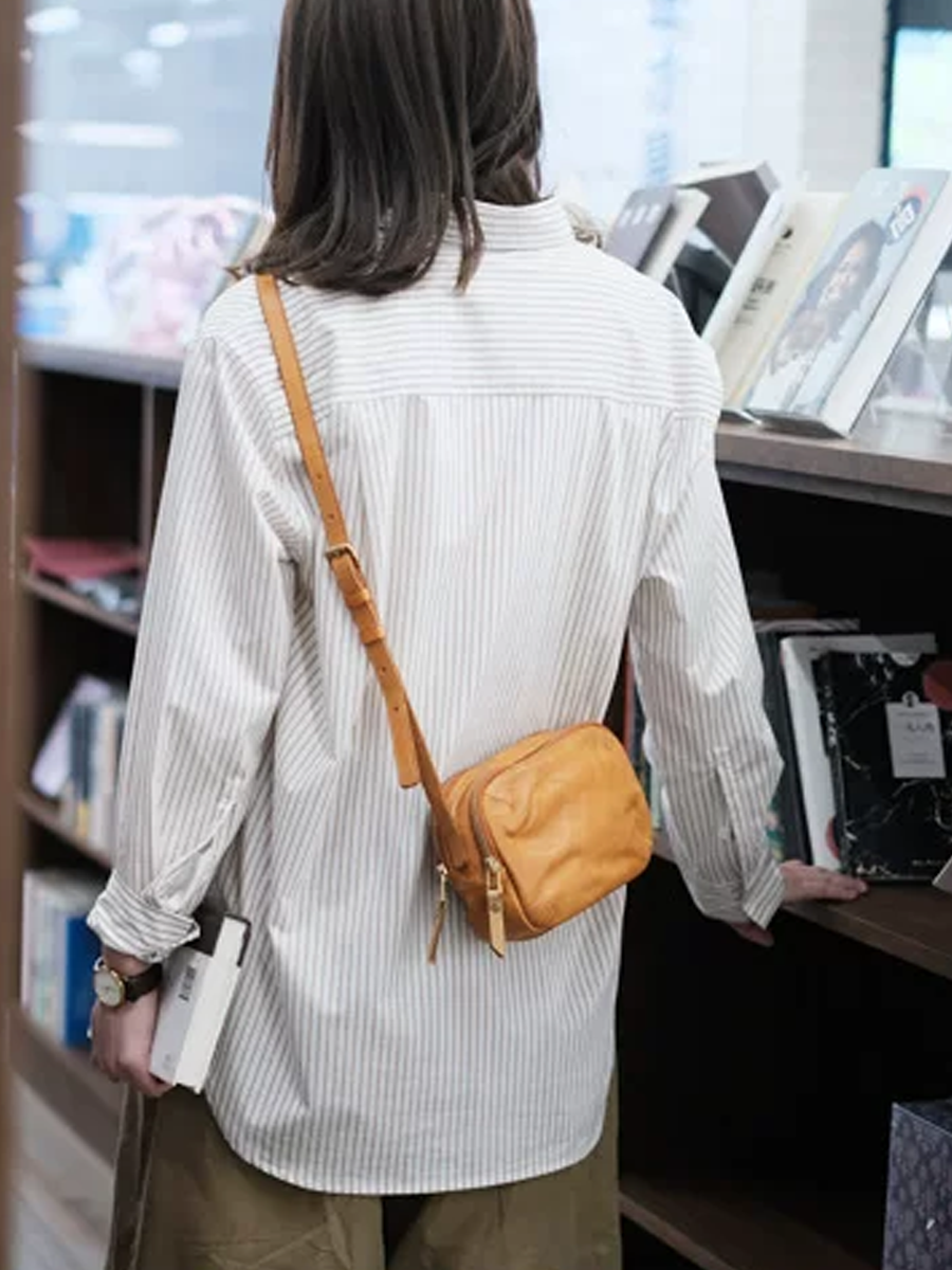 Vintage Leather Cloud Cube Crossbody Bag
