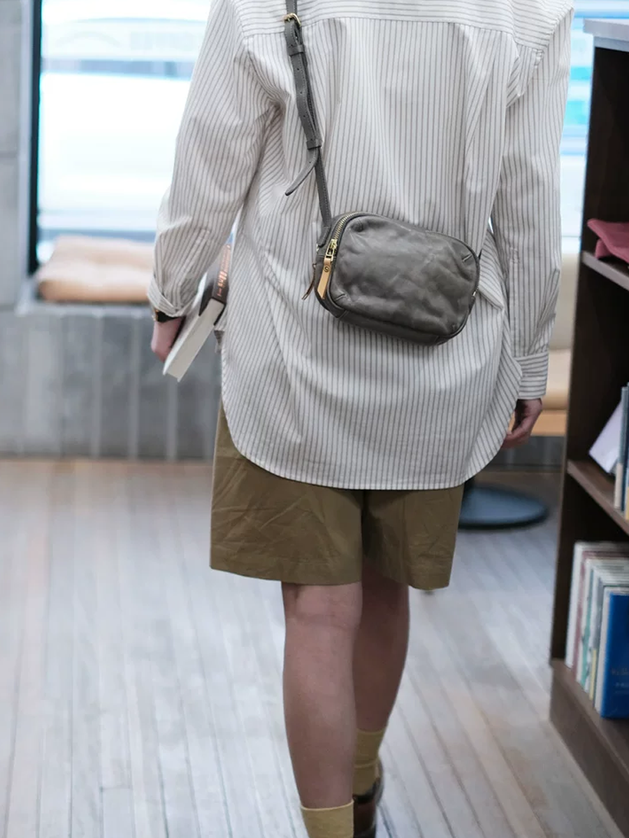 Vintage Leather Cloud Cube Crossbody Bag
