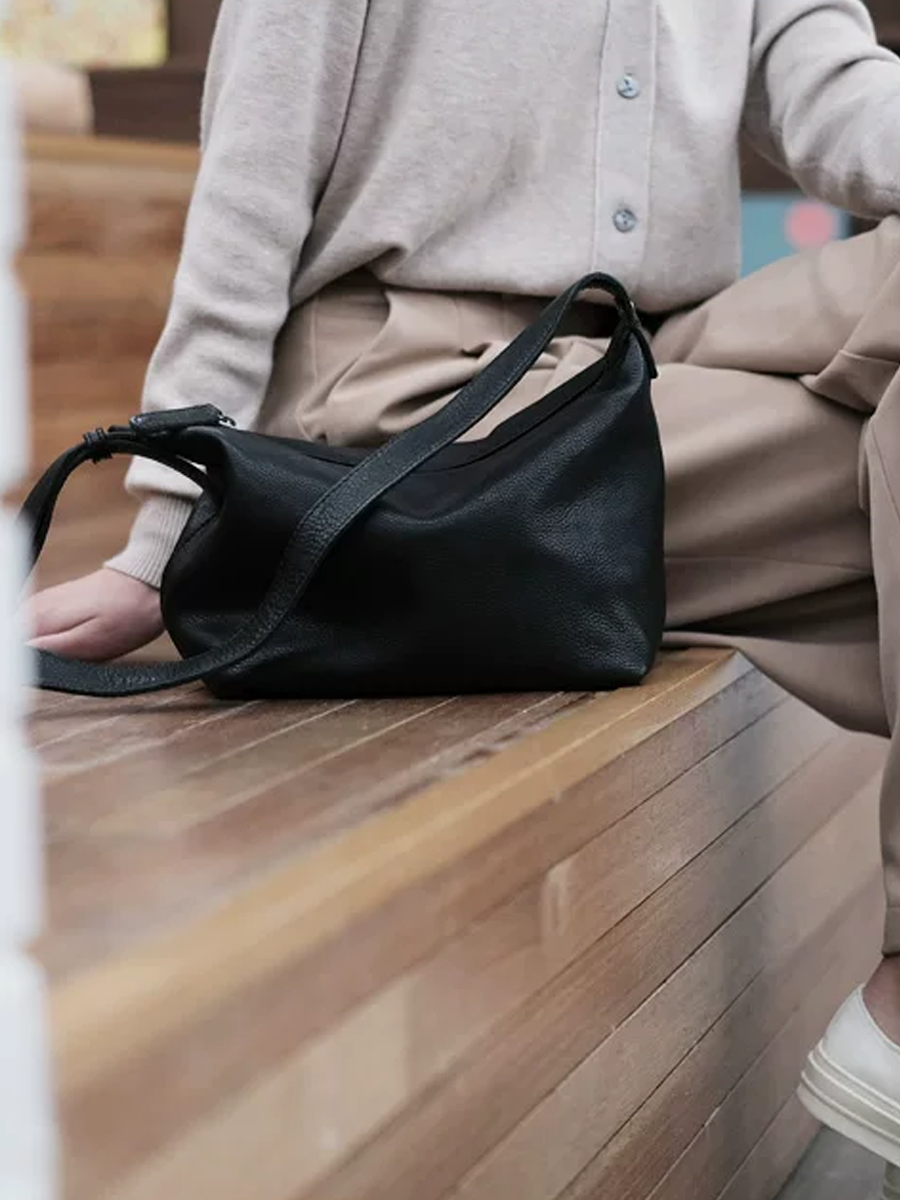 Vintage Leather Crossbody Bag