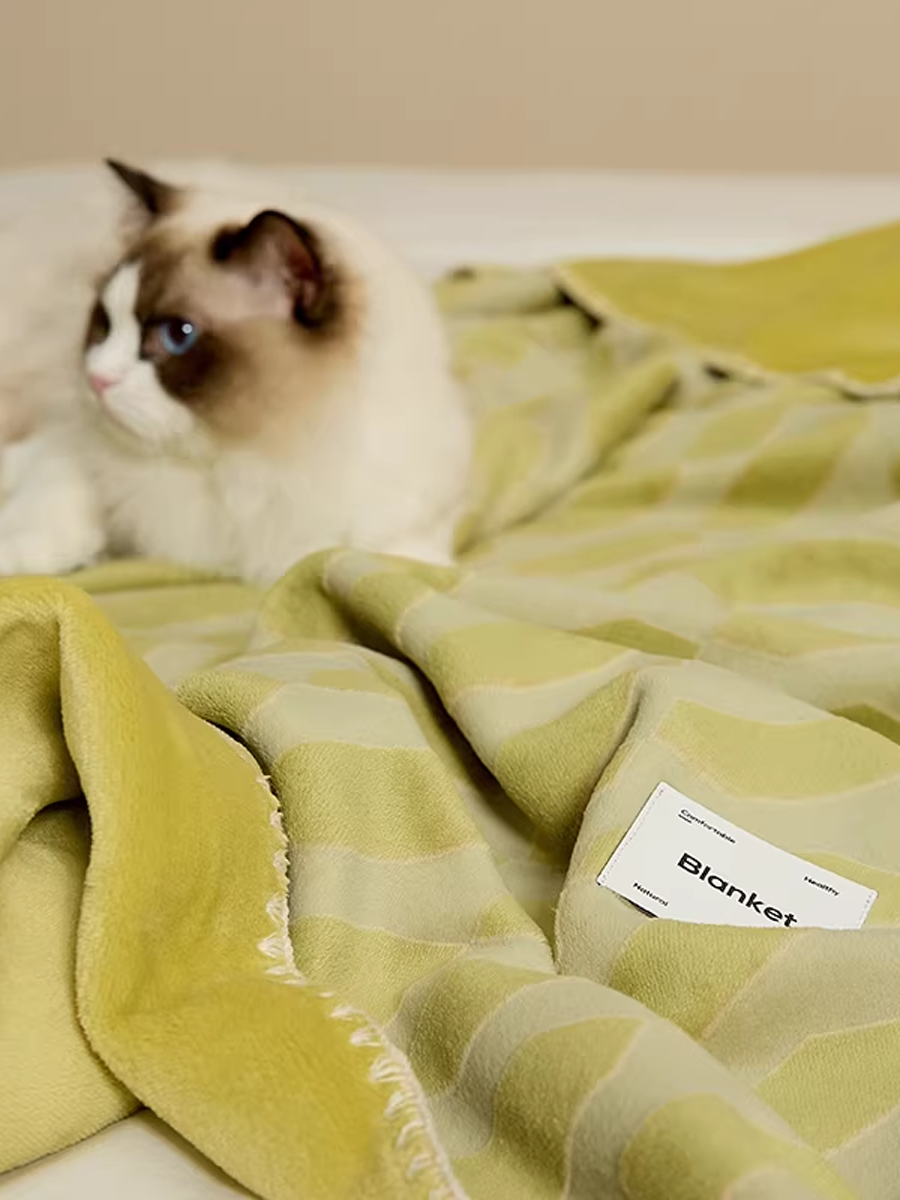 Artistic Soft Sherpa Fleece Throw Blanket