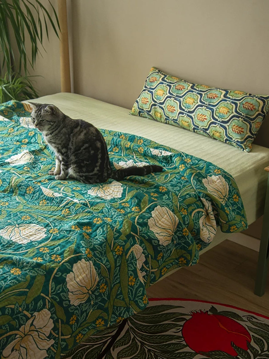 Country Style Reversible Floral All Season Cotton Throw Blanket
