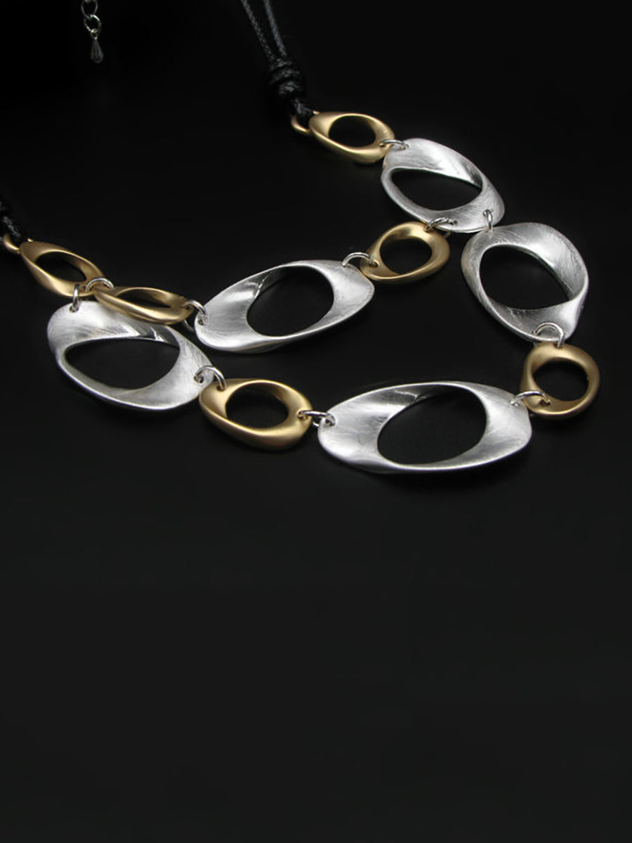 Geometric Two-Tone Metal Pendant Necklace