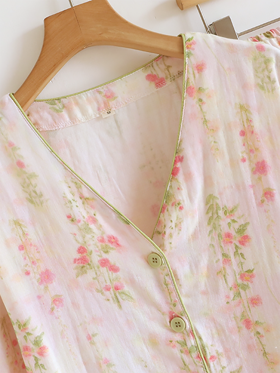 Plus Size Women Floral Print Minimalist V_Neck Cotton Pajama Set