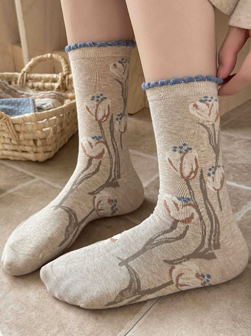 4 Pairs Women Vintage Cottagecore Seamless Cotton Mid-Calf Socks