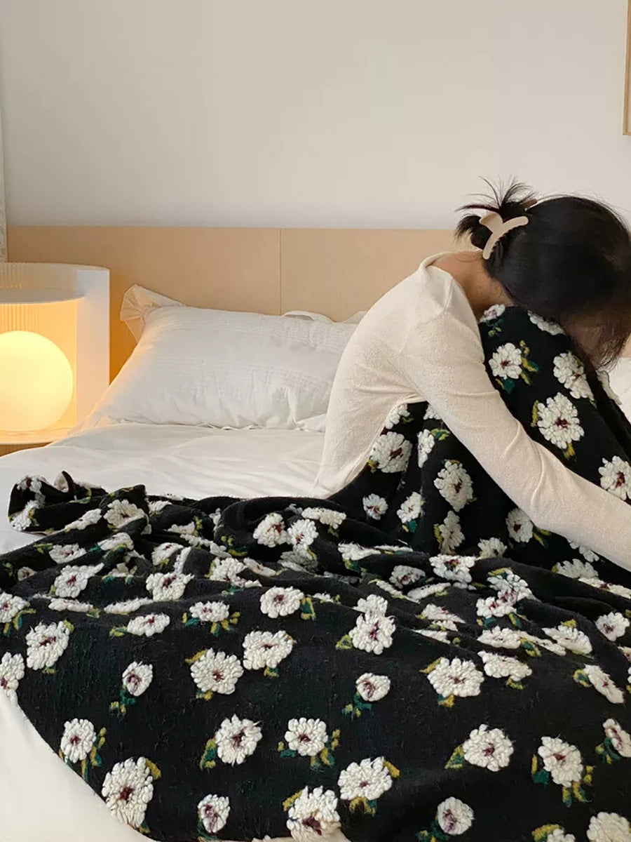 Reversible Wool-Blend Fleece Daisy Blanket – Bubble Fleece Office Nap Throw