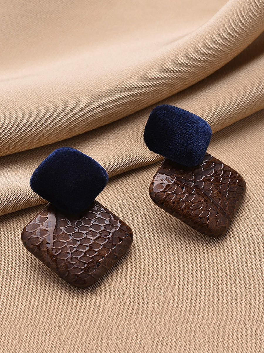 Women Retro Geometric Trendy Earrings