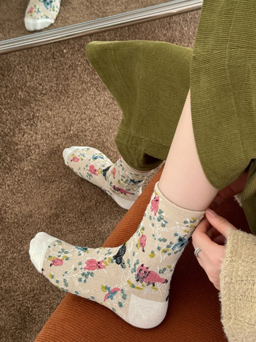 5 Pairs Women Embossed Mori-Style Vintage Literary Versatile Mid-Calf Socks