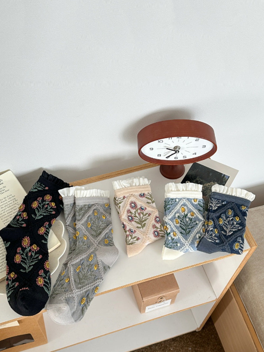 5 Pairs Women Mori Style Floral Sweet Lace Trim Mid-Calf Socks