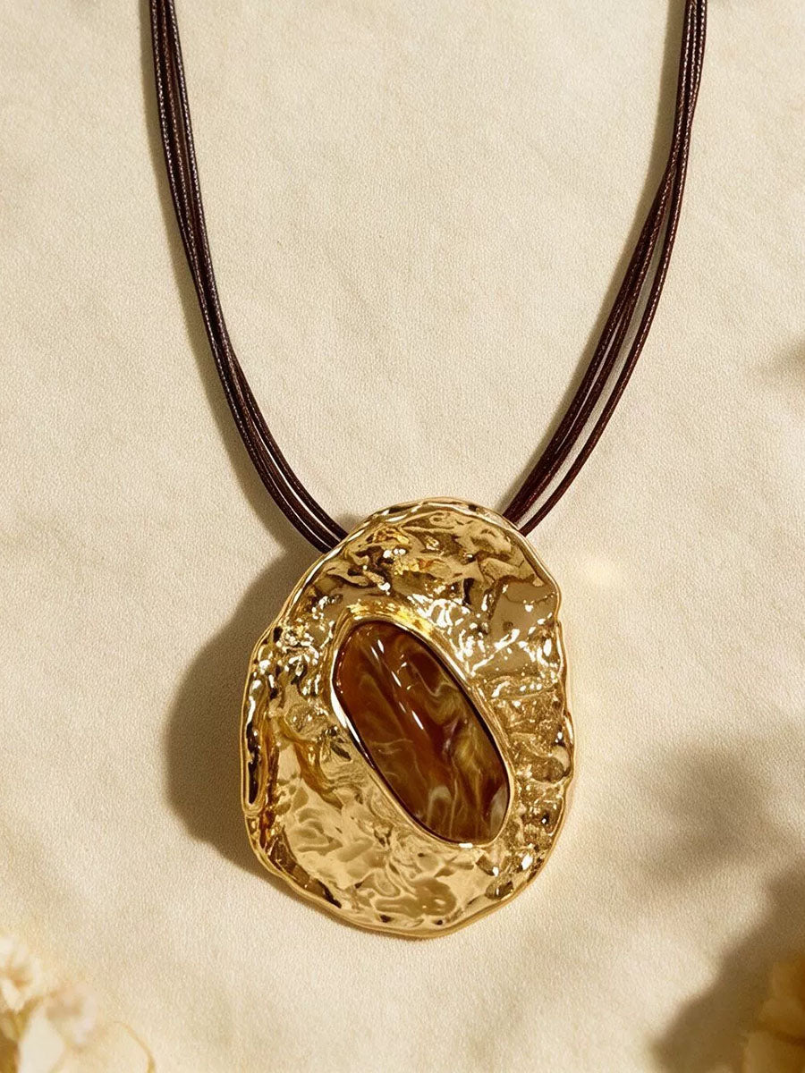 Women Faux Natural Amber Pendant Necklace